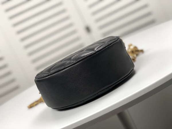 シャネルバッグ内部構造